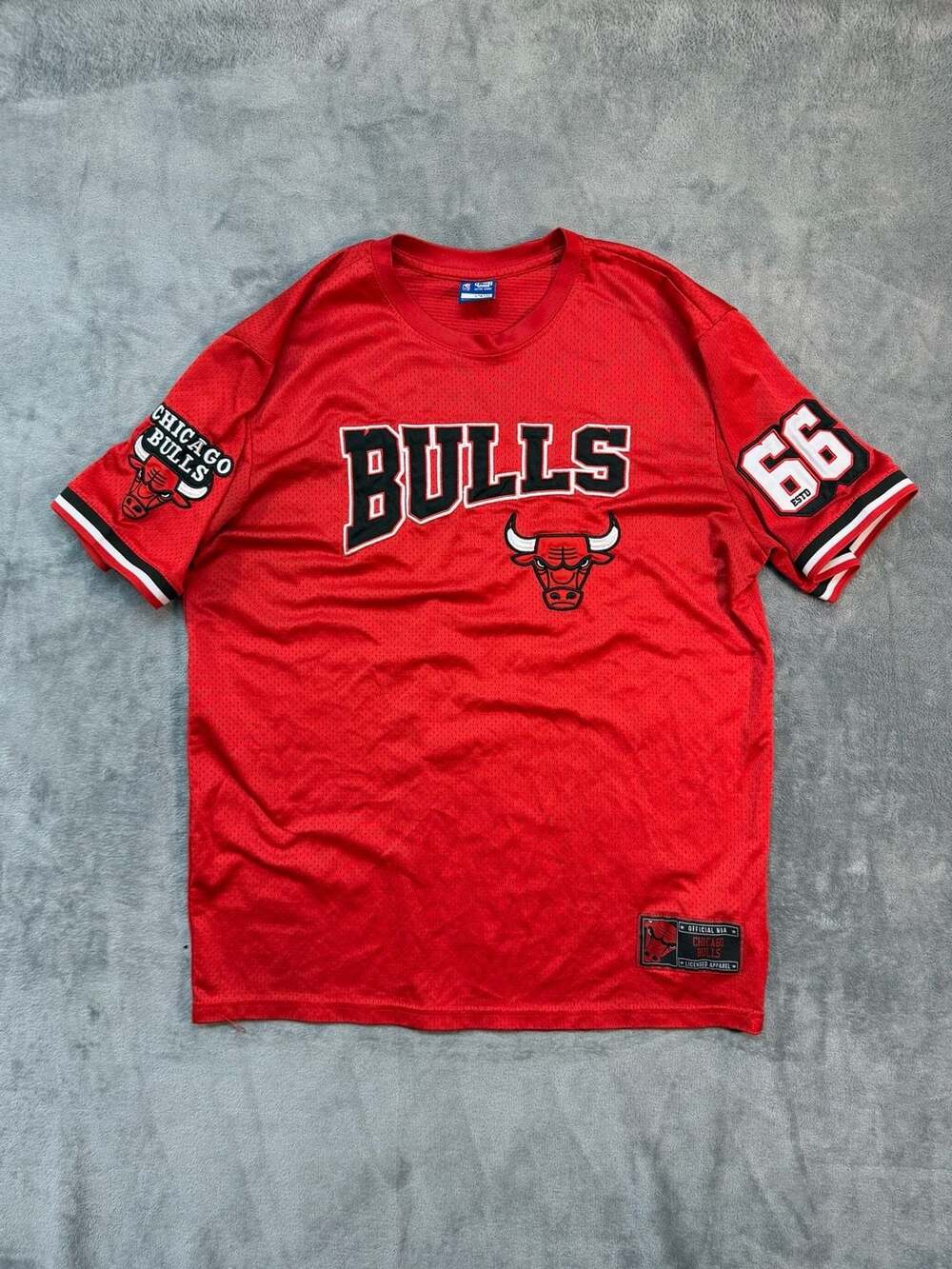 Ultra Game NBA Chicago Bulls Red Mesh T-Shirt Jersey Size Large
